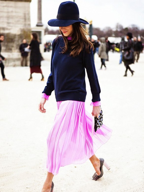 sweaters-over-dresses-ladylike-femme-mod-stacked-heels-pleated-skirt-navy-sweater-pink-wide-brim-hat-floppy-hat-via-candice-lake.