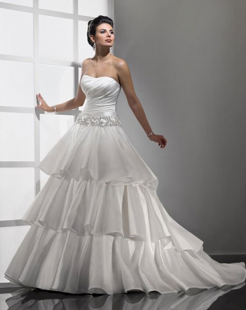 tiered-gown-with-a-belt.