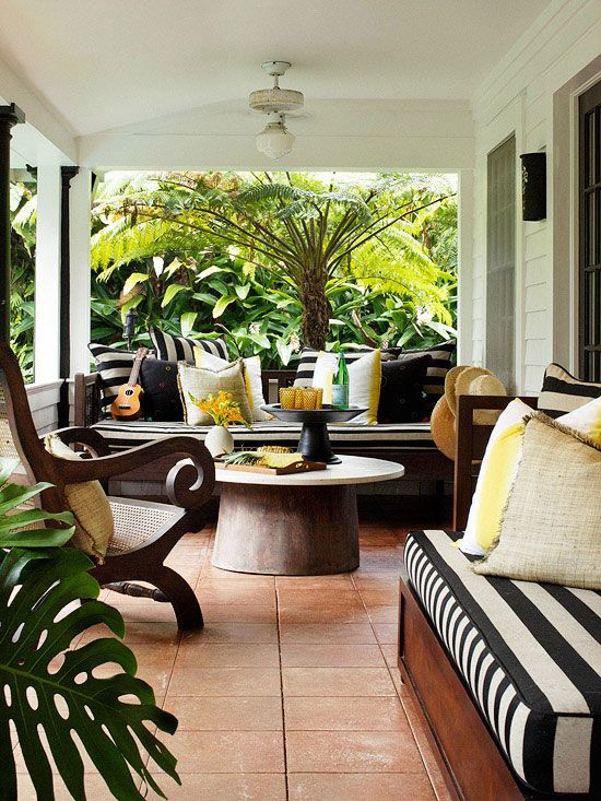 Black And White Outdoor Space Ideas 19