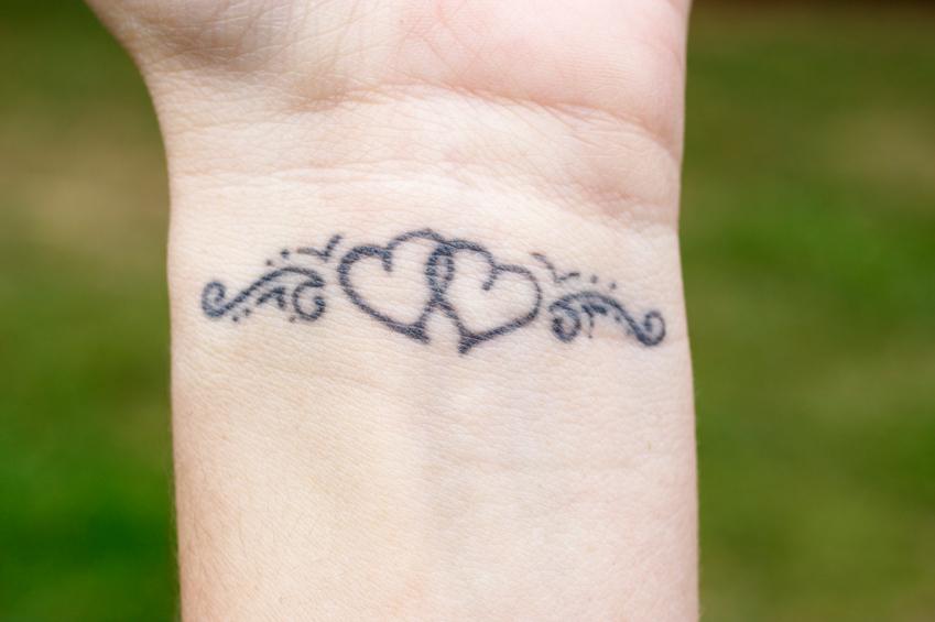 44 HEART TATTOOS FOR YOUR LOVED ONES...... - Godfather Style