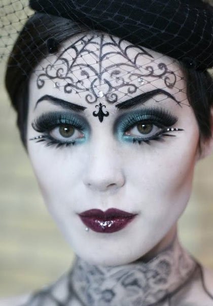Sexy-Halloween-Makeup-Ideas-27.