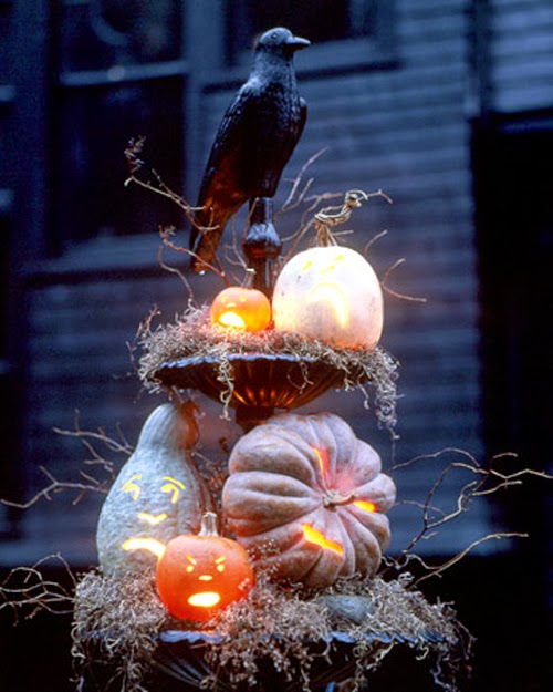 cool-outdoor-halloween-decorations-3.