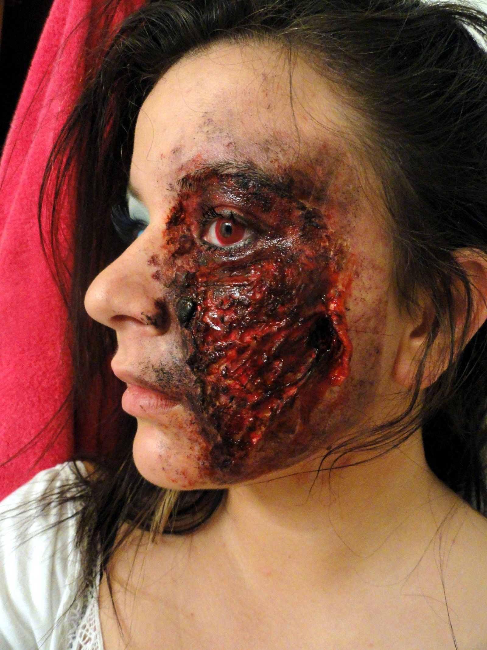 scary makeup...0