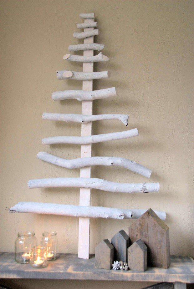 16-creative-and-unique-diy-christmas-trees-13