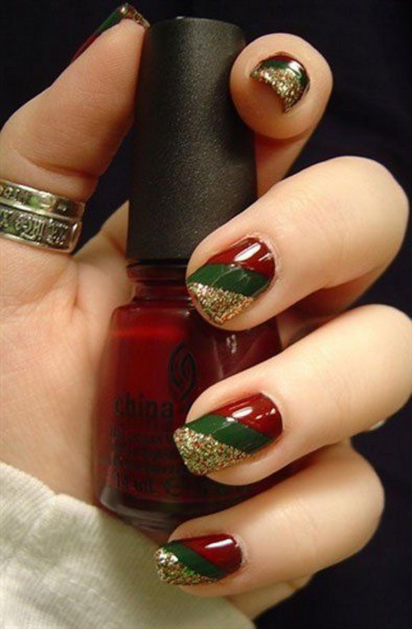 5-cool-christmas-nail-designs