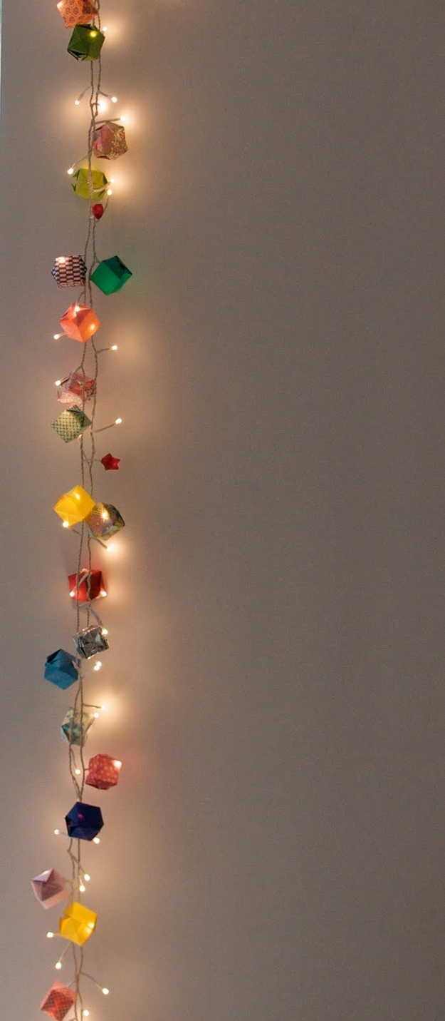 instead-of-putting-lights-in-the-boxes-you-could-just-intertwine-them-with-an-origami-box-garland