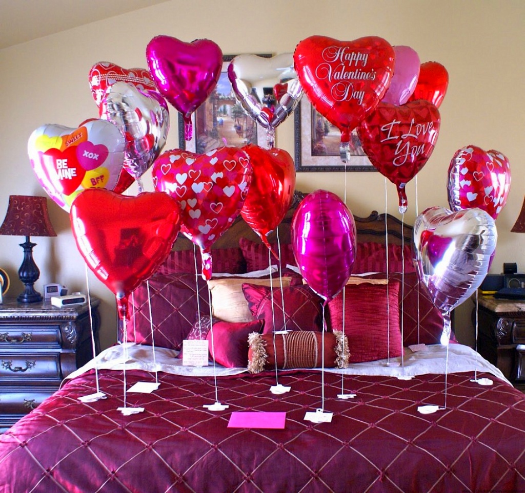 valentine-day-bedroom-decorating-ideas