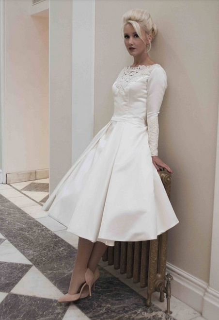 A-line  lace vintage tea length wedding dress