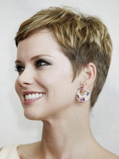 really-short-hairstyles-for-women-over-40
