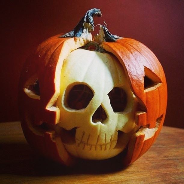 10-Suggestions-If-you-are-Willing-to-Improve-your-Halloween-Pumpkins-8.