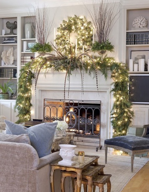 White-Modern-Christmas-Fireplaces-Decoration-Ideas