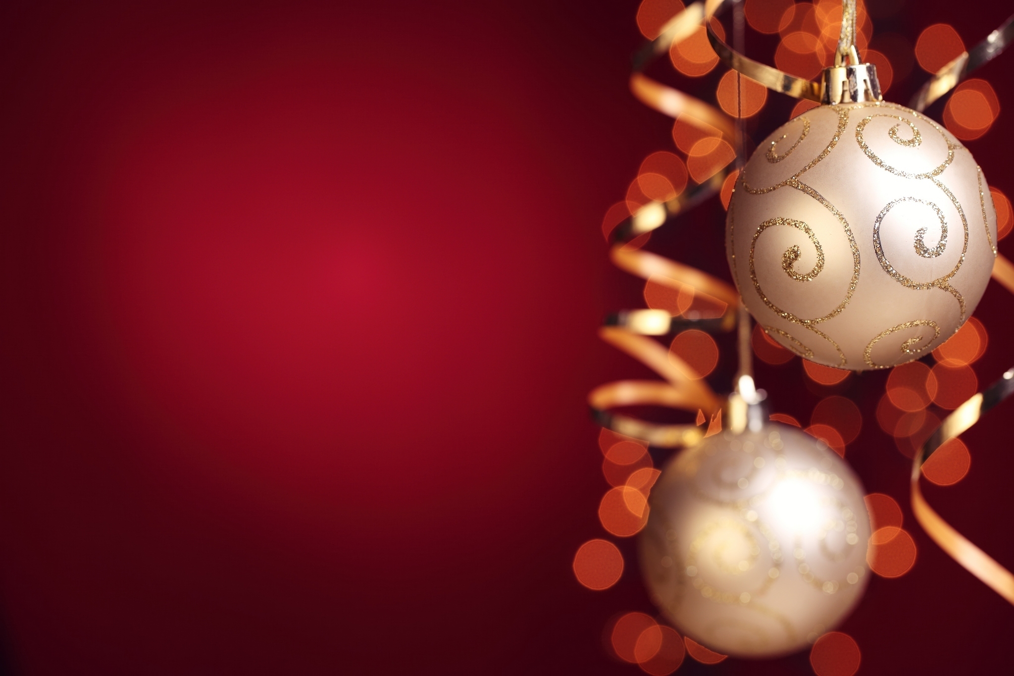christmas-ornaments-538518-2048x1365-hq-dsk-wallpapers.
