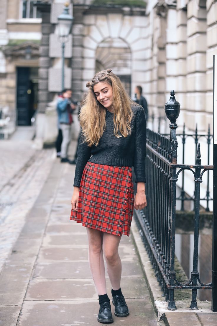27 TRENDY KILT SKIRTS FOR ALL OCCASION....... - Godfather Style What To Wear With A Kilt Ladies