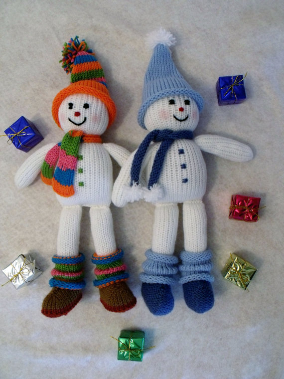 BEAUTIFULLY KNITTED CHRISTMAS ORNAMENTS...... Godfather