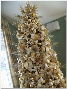 UNIQUE TREE TOPPERS TO ADD CHARM TO YOUR CHRISTMAS TREE.... - Godfather ...