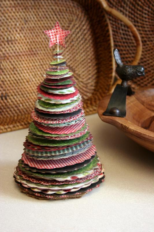 DIY-Christmas-Tree-Of-The-Nesting-Scallops