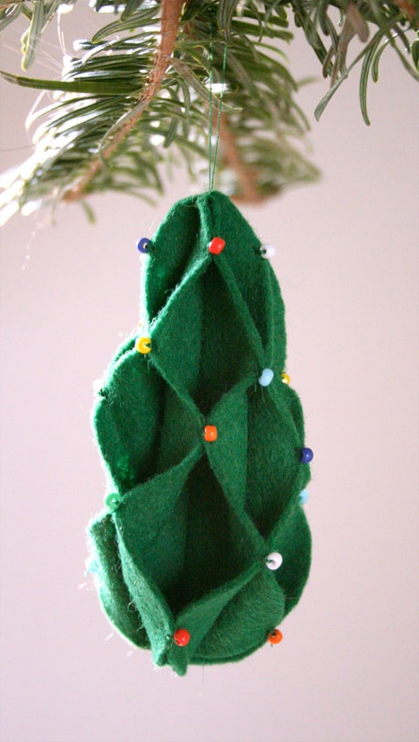 Original-Felt-Ornaments-For-Your-Christmas-Tree-1