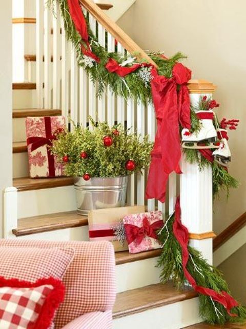 Red-And-Green-Christmas-Decoration-Ideas-9.