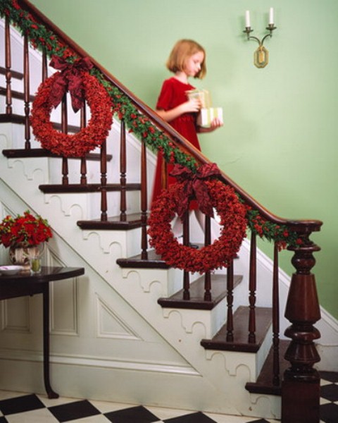 christmas-stairs-decoration-ideas-5