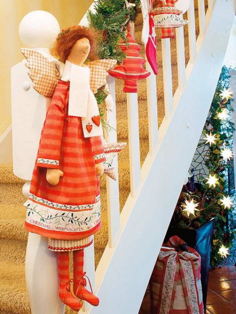 christmas-stairs-decoration-ideas-7