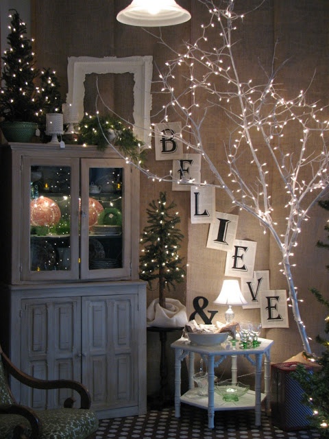 gorgeous-indoor-decor-ideas-with-christmas-lights-8