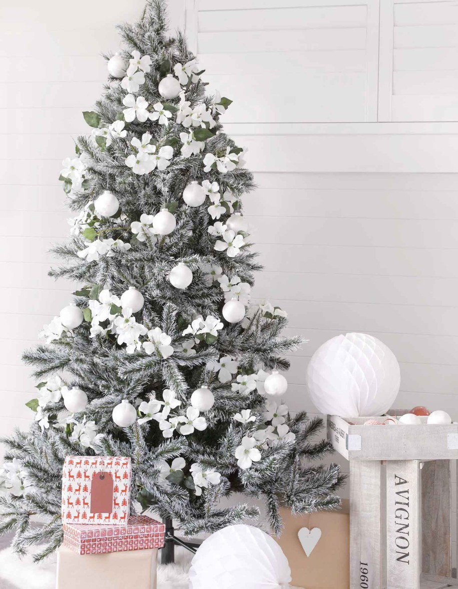 how-to-decorate-a-white-christmas-tree-2015-