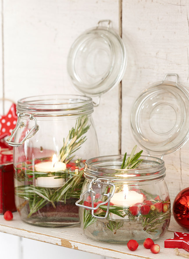 kilner-jars-and-candles-_-10-best-Scandinavian-Christmas-decorations-_-