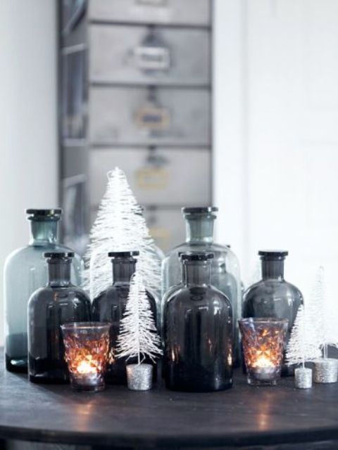 stylish-christmas-decor-ideas-in-all-shades-of-grey-11.