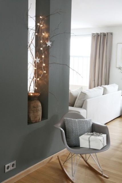 stylish-christmas-decor-ideas-in-all-shades-of-grey-8