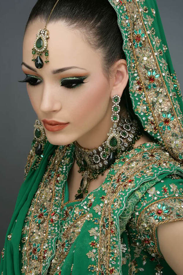 Beautiful-Indian-Bridals-With-Makeup(1)