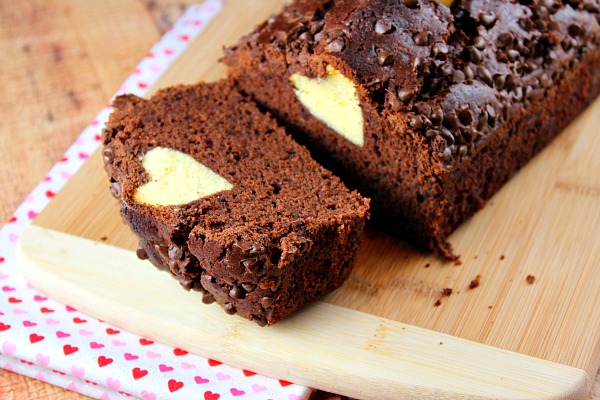 Chocolate-Valentine-Surprise-Loaf-Cake.