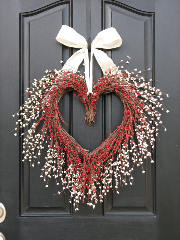 Heart-Melting-Handmade-Valentines-Wreaths-15-