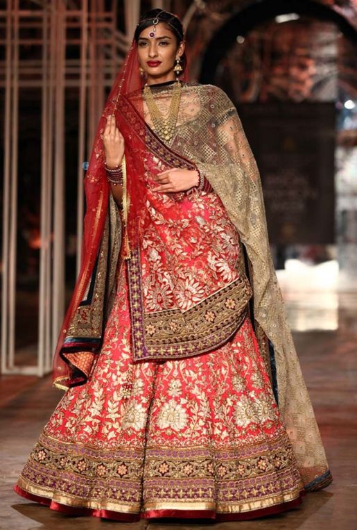Latest-Indian-Bridal-Dresses-2016-