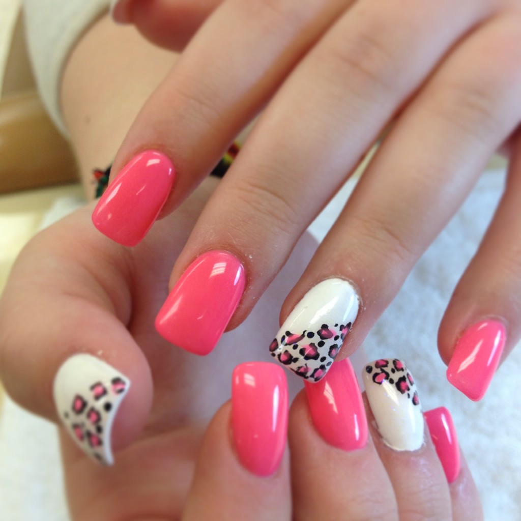 Pink-Nail-Art-Design..