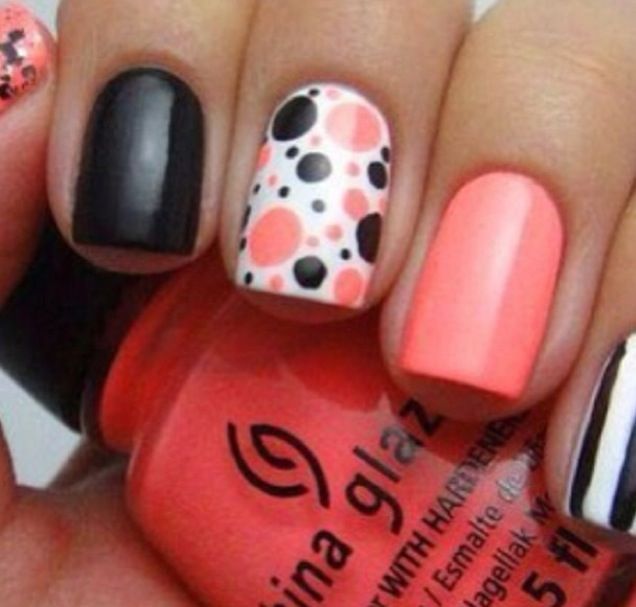 Pink-and-Black-Dots.
