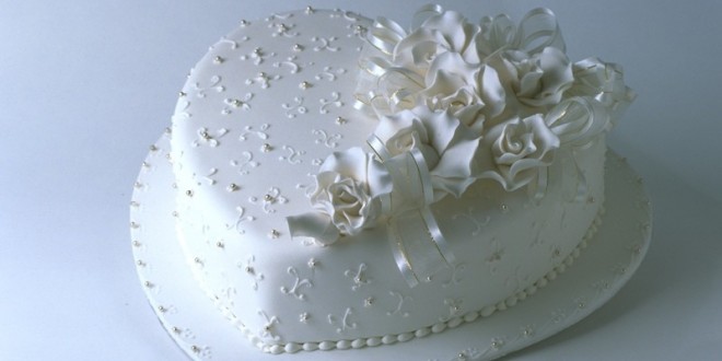 Small-Wedding-Cake-Inspirations-