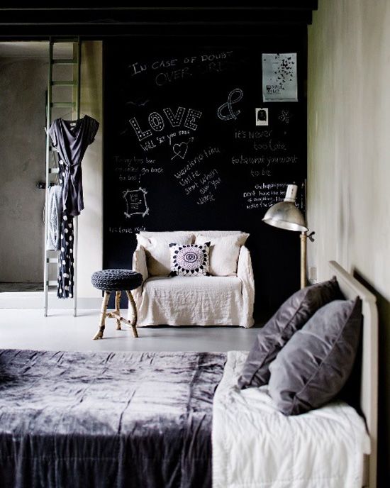 cool-chalkboard-bedroom-decor-ideas-to-rock-17