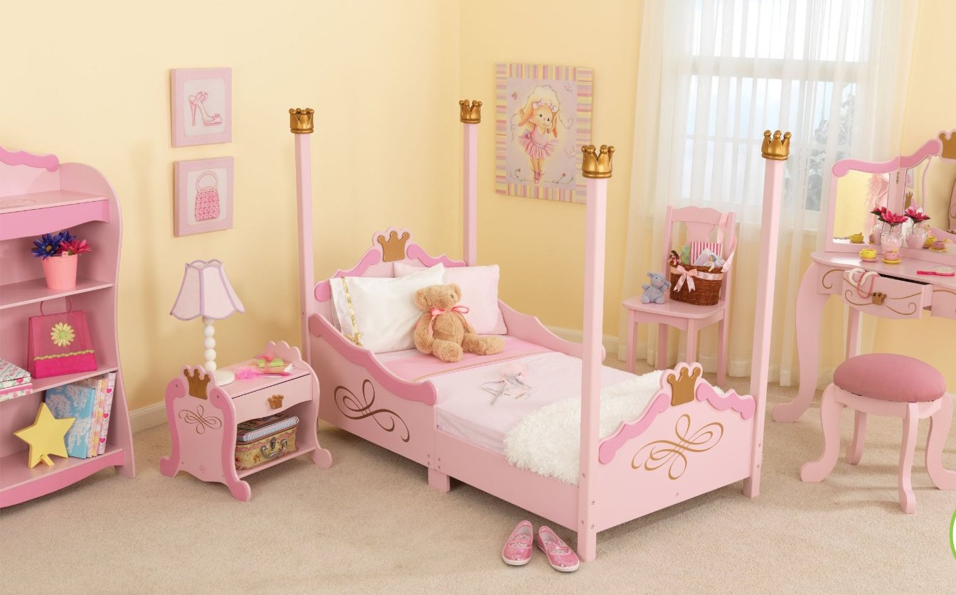 room-kids-toddler-girl-bedroom-2