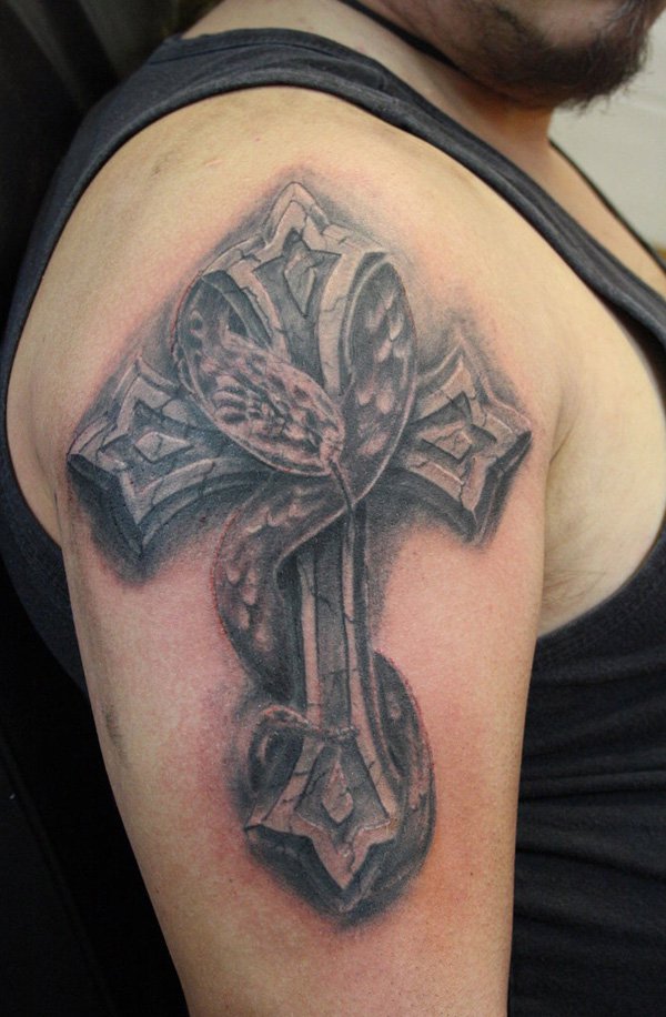 Cross-Tattoos-8.