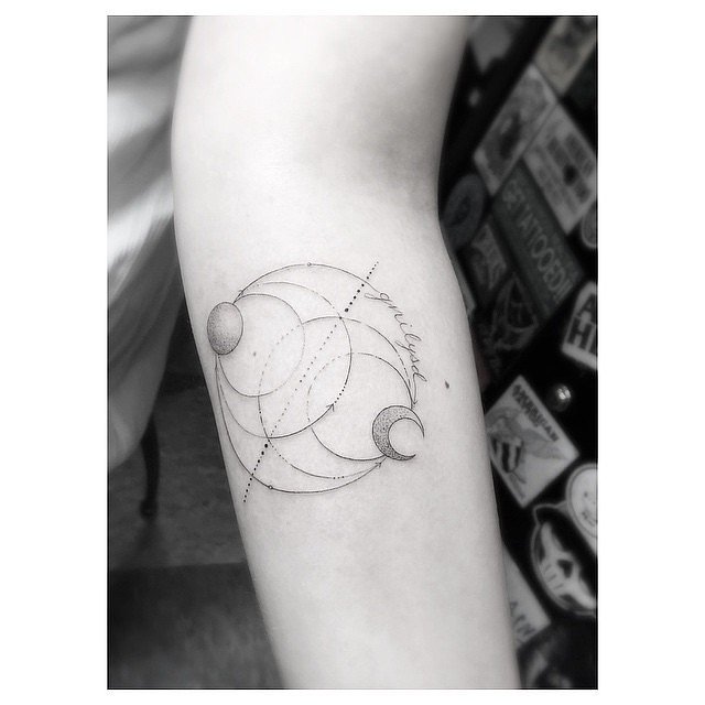 Geometric-Tattoos.4