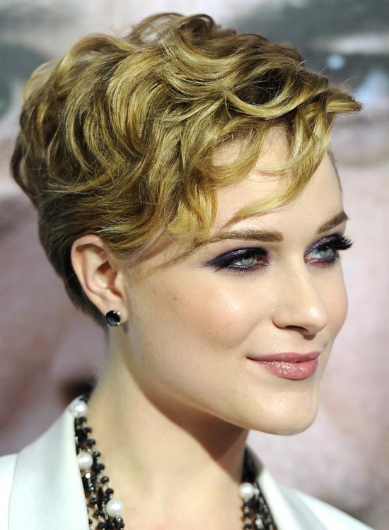 Layered-Curly-Pixie-Hairstyle.