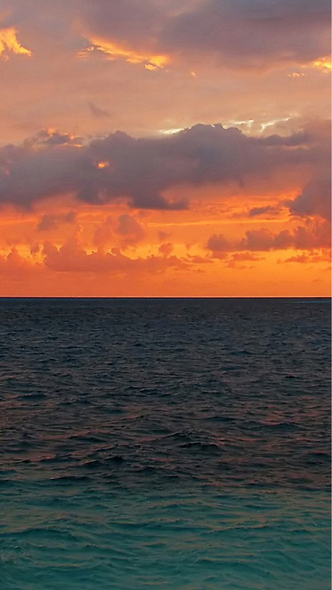 Nature-Sunset-Ocean-Surface-iPhone-6-wallpaper.