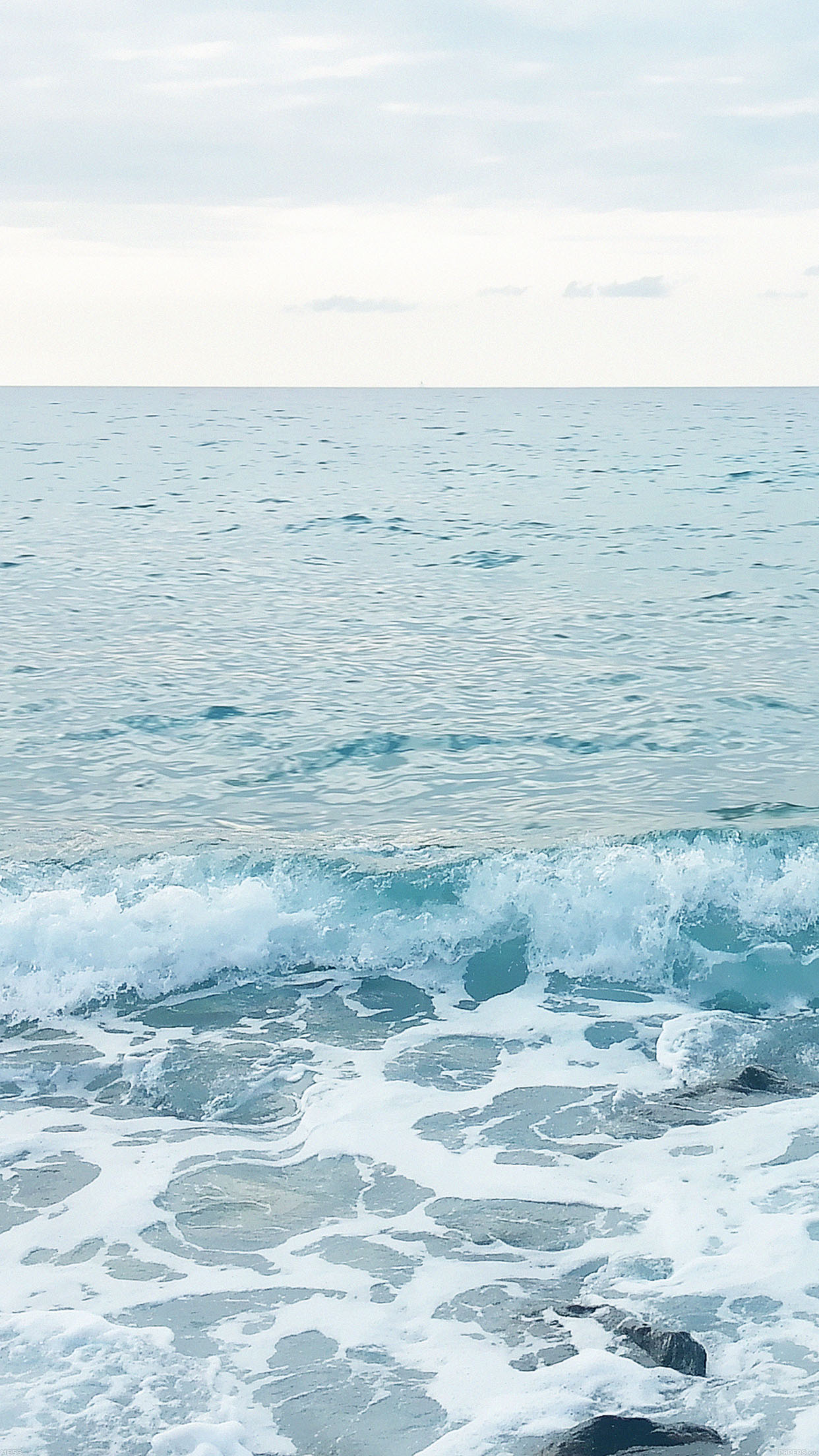 Ocean-Shore-Waves-In-Winter-iPhone-6-Plus-HD-Wallpaper