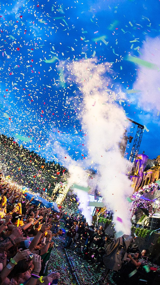 Tomorrowland-Festival-Concert-Confetti-iPhone-5-Wallpaper.