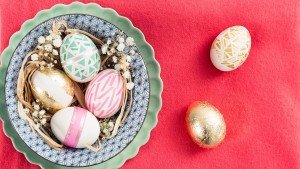 28 METALLIC GOLD AND COPPER EASTER DECORATIONS …..