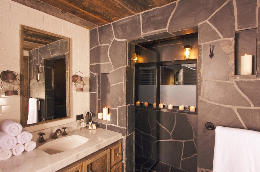 bathroom-lighting-rustic-as-bathroom-pendant-lighting-with-attractive-layout-design-for-chic-Bathroom-Ideas-4.