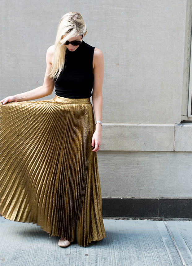 gold-pleated-long-skirt-