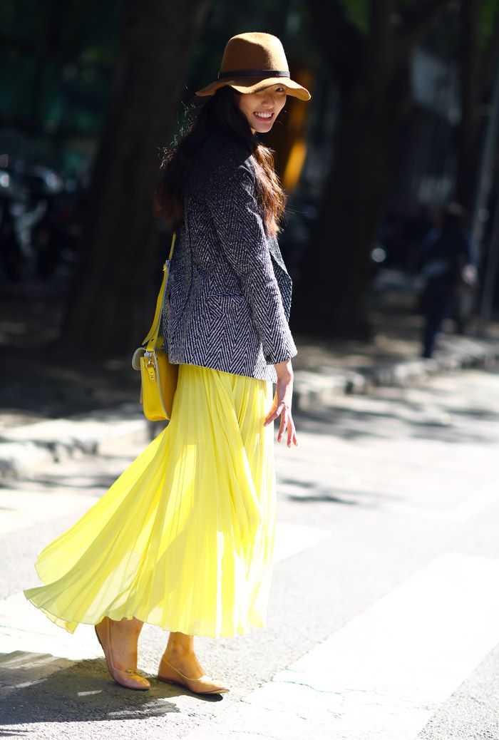 long-flowing-skirt-Fashion-Outfit-Street-Fashion.