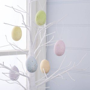 28 CUTE PASTEL EASTER DECORATIONS………