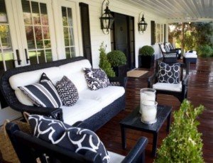 21 Black And White Outdoor Space Inspirations